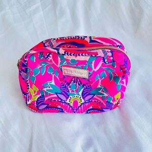 Lili Pulitzer bags/ printed cosmetics pouch